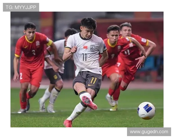 国家队力克强敌迎来连胜新周期球迷期待大赛突破与新星崛起征程启